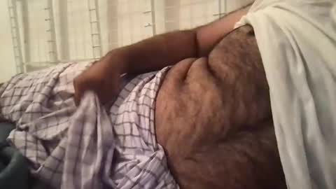 BigHairyGuy online show from 12-18-25, 06:19