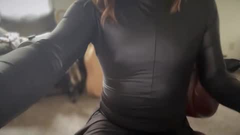 JullieBelleLemons online show from 05-17-26, 06:48