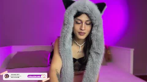 Snapshot of akame_s chatting on 10-16-25, 07:59             online show from 10-16-25, 07:59