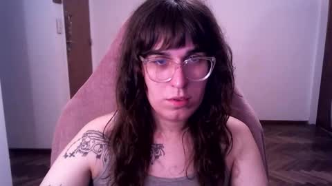 Snapshot of akamedolle chatting on 12-02-25, 12:38 Veronica Akame 3 online show from 12-02-25, 12:38