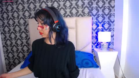 A K A N E  U W U online show from 12-01-24, 07:36