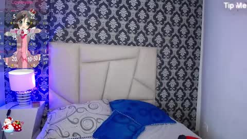 A K A N E  U W U online show from 12-06-24, 11:54