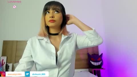 Snapshot of akatsumi_ chatting on 09-25-25, 09:51 Akartsumi online show from 09-25-25, 09:51