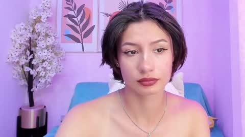 Snapshot of akaza_hakuji_ chatting on 02-01-25, 03:18 Azaka online show from 02-01-25, 03:18