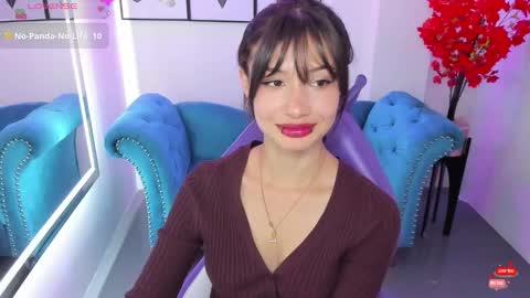 Snapshot of akaza_hakuji_ chatting on 09-25-25, 12:20 Azaka online show from 09-25-25, 12:20