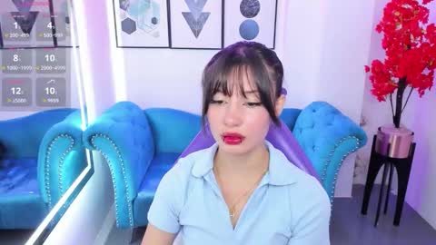 Snapshot of akaza_hakuji_ chatting on 10-24-25, 12:45 Azaka online show from 10-24-25, 12:45