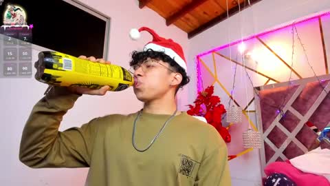 Snapshot of akazaboy chatting on 12-24-24, 04:11 akazaboy online show from 12-24-24, 04:11