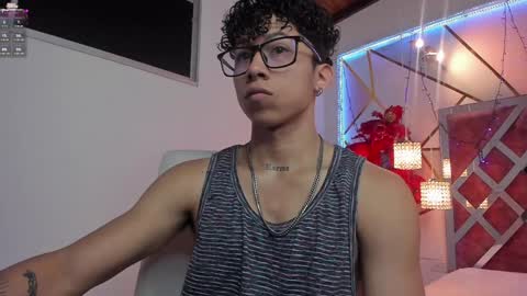 Snapshot of akazaboy chatting on 12-31-24, 03:55 akazaboy online show from 12-31-24, 03:55