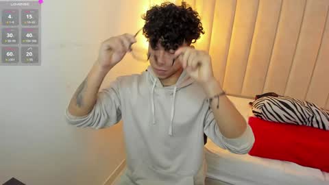 Snapshot of akazaboy chatting on 01-13-25, 05:01 akazaboy online show from 01-13-25, 05:01