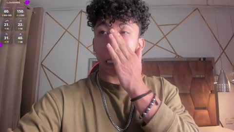 Snapshot of akazaboy chatting on 01-17-25, 04:06 akazaboy online show from 01-17-25, 04:06