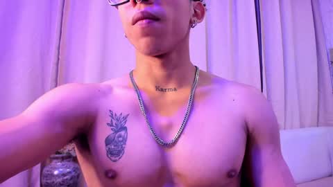 Snapshot of akazaboy chatting on 01-18-25, 04:37 akazaboy online show from 01-18-25, 04:37