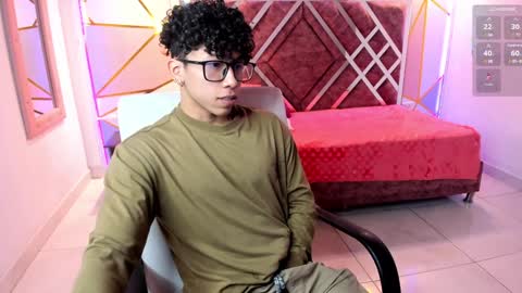 Snapshot of akazaboy chatting on 01-25-25, 04:13 akazaboy online show from 01-25-25, 04:13