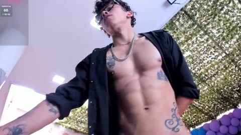 Snapshot of akazaboy chatting on 02-14-25, 01:29 akazaboy online show from 02-14-25, 01:29