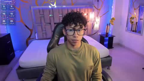 Snapshot of akazaboy chatting on 02-28-25, 05:04 akazaboy online show from 02-28-25, 05:04