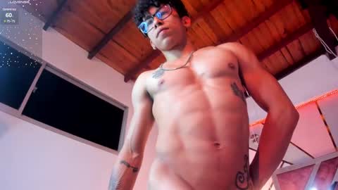 Snapshot of akazaboy chatting on 03-08-25, 08:22 akazaboy online show from 03-08-25, 08:22