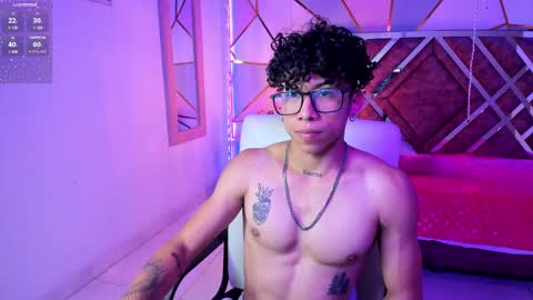 Snapshot of akazaboy chatting on 03-12-25, 04:30 akazaboy online show from 03-12-25, 04:30