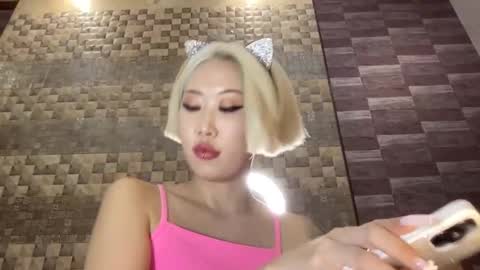 Snapshot of akemi_jp chatting on 02-28-25, 11:34 Akemi online show from 02-28-25, 11:34