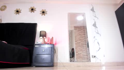 Akemi online show from 03-12-25, 11:33