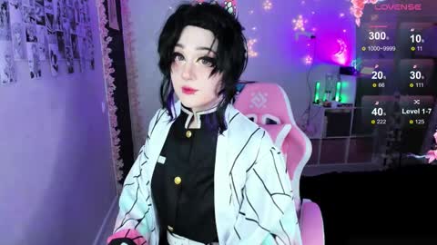 Snapshot of aki__ra chatting on 02-13-25, 09:49 Aki online show from 02-13-25, 09:49