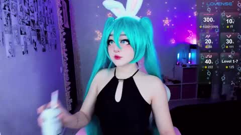 Snapshot of aki__ra chatting on 02-22-25, 11:03 Aki online show from 02-22-25, 11:03