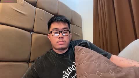 Snapshot of akihiro_morningstar chatting on 05-02-26, 04:56 Dave online show from 05-02-26, 04:56