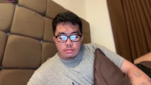Snapshot of akihiro_morningstar chatting on 05-14-26, 04:14 Dave online show from 05-14-26, 04:14