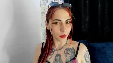 Snapshot of akila_clive chatting on 04-16-26, 08:42 carolina online show from 04-16-26, 08:42