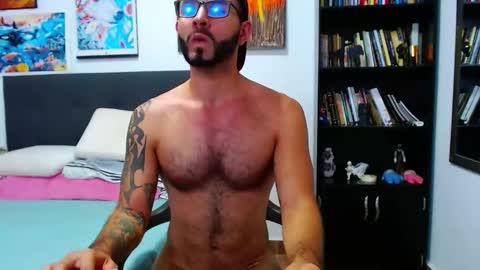 Snapshot of akiles_r chatting on 01-17-25, 12:31 akiles online show from 01-17-25, 12:31