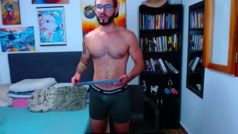 Snapshot of akiles_r chatting on 02-04-25, 11:06 akiles online show from 02-04-25, 11:06