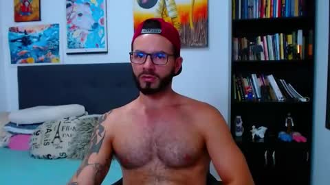 Snapshot of akiles_r chatting on 02-05-25, 02:08 akiles online show from 02-05-25, 02:08