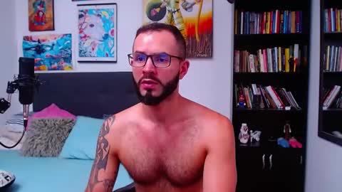 Snapshot of akiles_r chatting on 03-06-25, 09:53 akiles online show from 03-06-25, 09:53