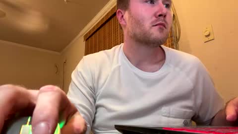 Al online show from 11-21-25, 01:04