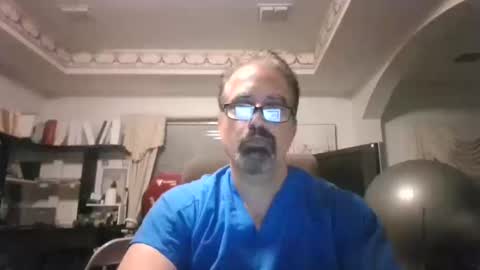 Snapshot of aladdin31673 chatting on 10-15-25, 02:33 aladdin31673 online show from 10-15-25, 02:33