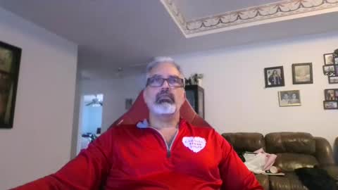 Snapshot of aladdin31673 chatting on 04-23-26, 12:12 aladdin31673 online show from 04-23-26, 12:12