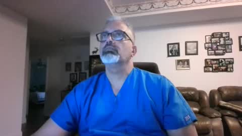 Snapshot of aladdin31673 chatting on 05-19-26, 10:49 aladdin31673 online show from 05-19-26, 10:49