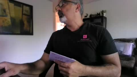 Snapshot of aladdin31673 chatting on 06-24-26, 11:37 aladdin31673 online show from 06-24-26, 11:37