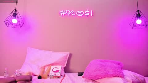 Alahia  online show from 02-01-25, 03:28