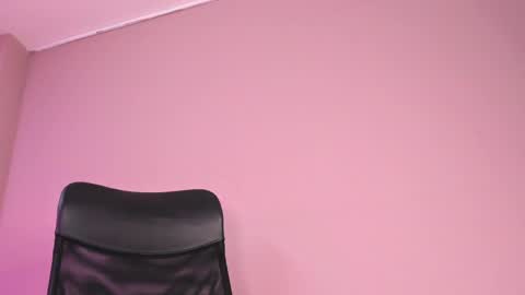 Alahia  online show from 02-26-25, 04:35