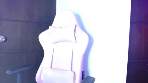 Snapshot of alahia_sweet_official chatting on 10-20-25, 07:58 Alahia sweet official online show from 10-20-25, 07:58