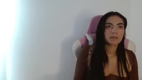 Snapshot of alahia_sweet_official chatting on 10-28-25, 07:16 Alahia sweet official online show from 10-28-25, 07:16