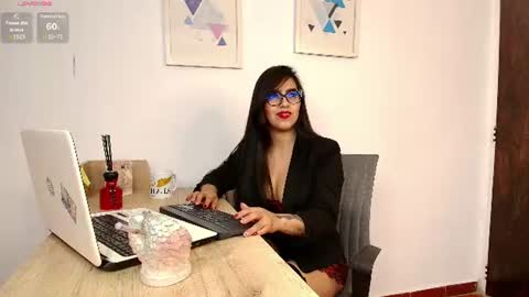 alahiacolucci online show from 06-12-26, 01:10