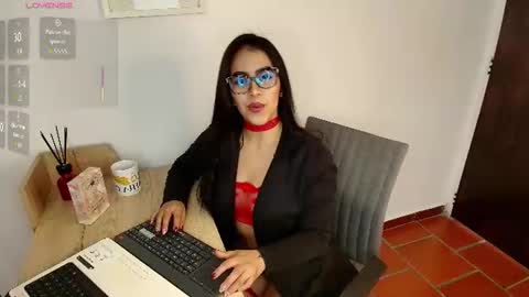 alahiacolucci online show from 06-13-26, 01:09
