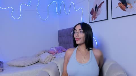 Alaia Alegria online show from 04-01-26, 11:35