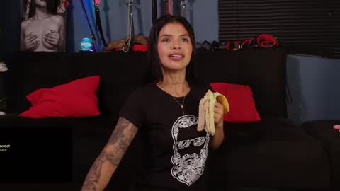 Alaia online show from 03-02-25, 12:20