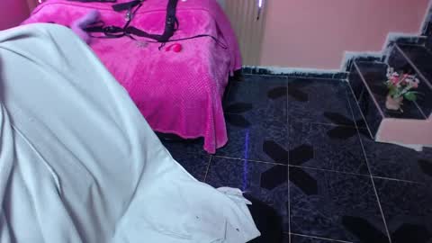 alaia_blue1 online show from 05-19-26, 01:06
