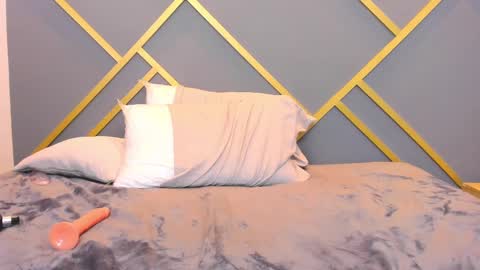 alaia_colins online show from 02-26-25, 06:37