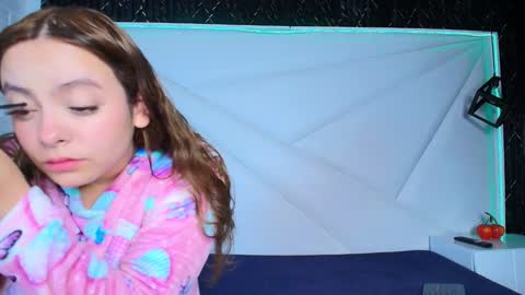 alaia_liam online show from 12-24-24, 11:17