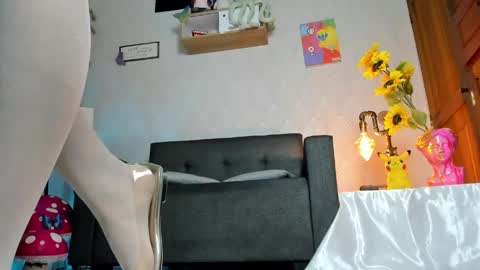 Alaia online show from 05-04-26, 04:36
