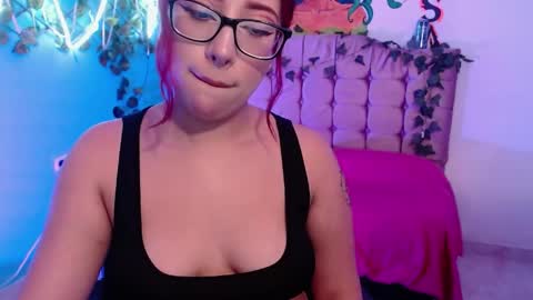 alaia online show from 04-14-26, 01:50