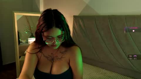 alaiaaddict online show from 04-30-26, 09:08